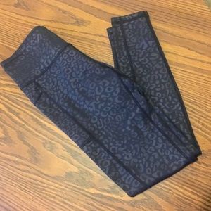 🐆 NWOT Black leopard leggings